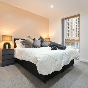 Stylish Modern In Apartment